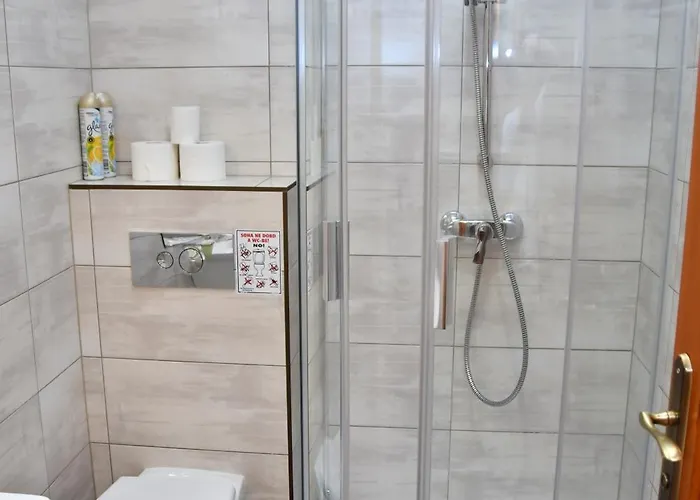 Zoeldalma Apartmanhaz Lejlighed Balatonalmádi