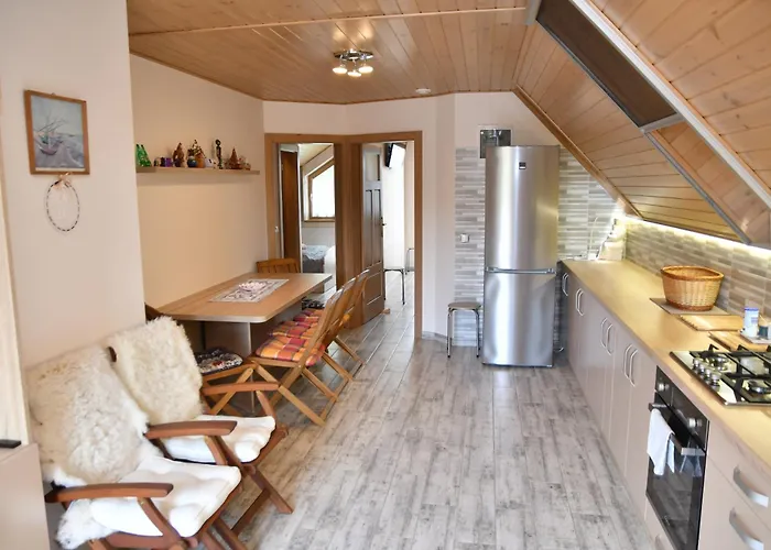 아파트 Zoeldalma Apartmanhaz