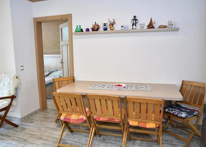 Zoeldalma Apartmanhaz Lejlighed Balatonalmádi
