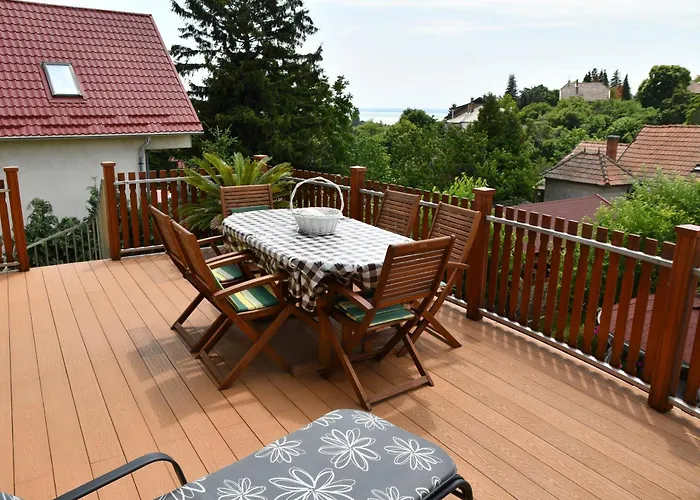 Zoeldalma Apartmanhaz 발라톤알마디
