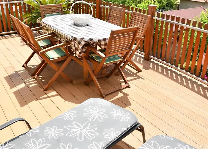 아파트 Zoeldalma Apartmanhaz 발라톤알마디